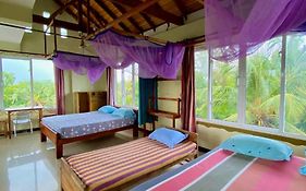 Beach Hut Arugam Bay